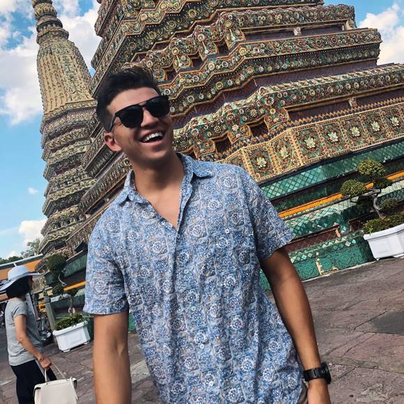 Meet your Posher, Omar - Picture 1 of 1